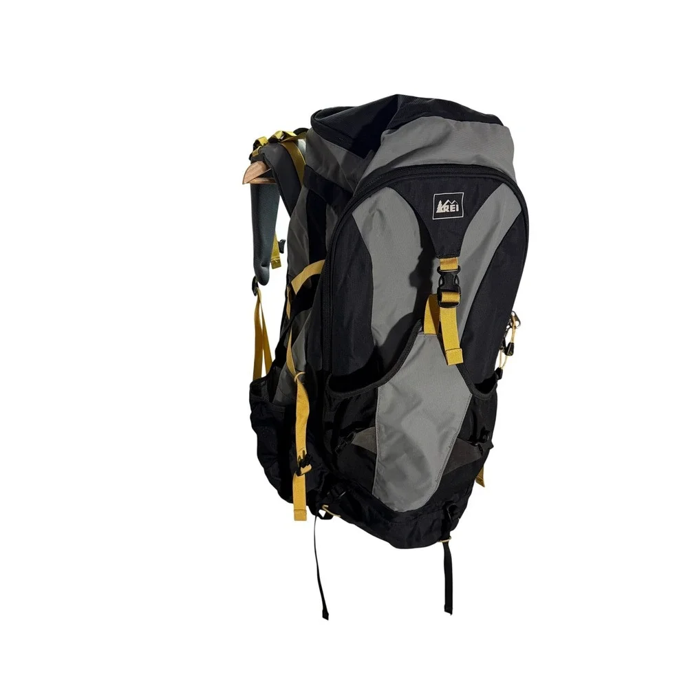 REI Co-op backpack Grand Tour 85 technical daypack gray extra comfort 85L‎ large